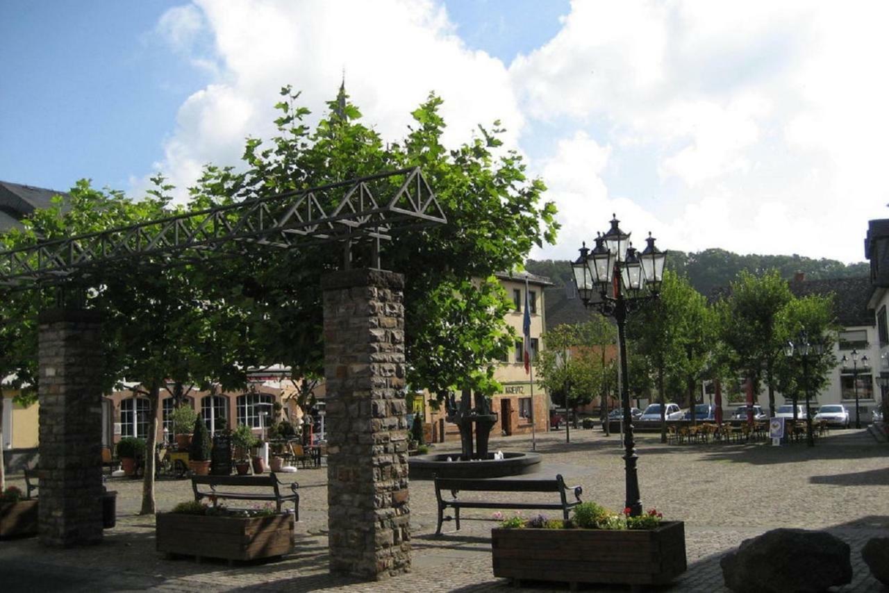 Ferienwohnung In Der Vulkaneifel ウルメン エクステリア 写真
